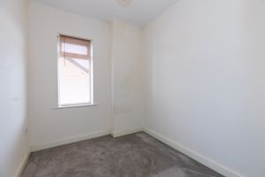 Bedroom- click for photo gallery
